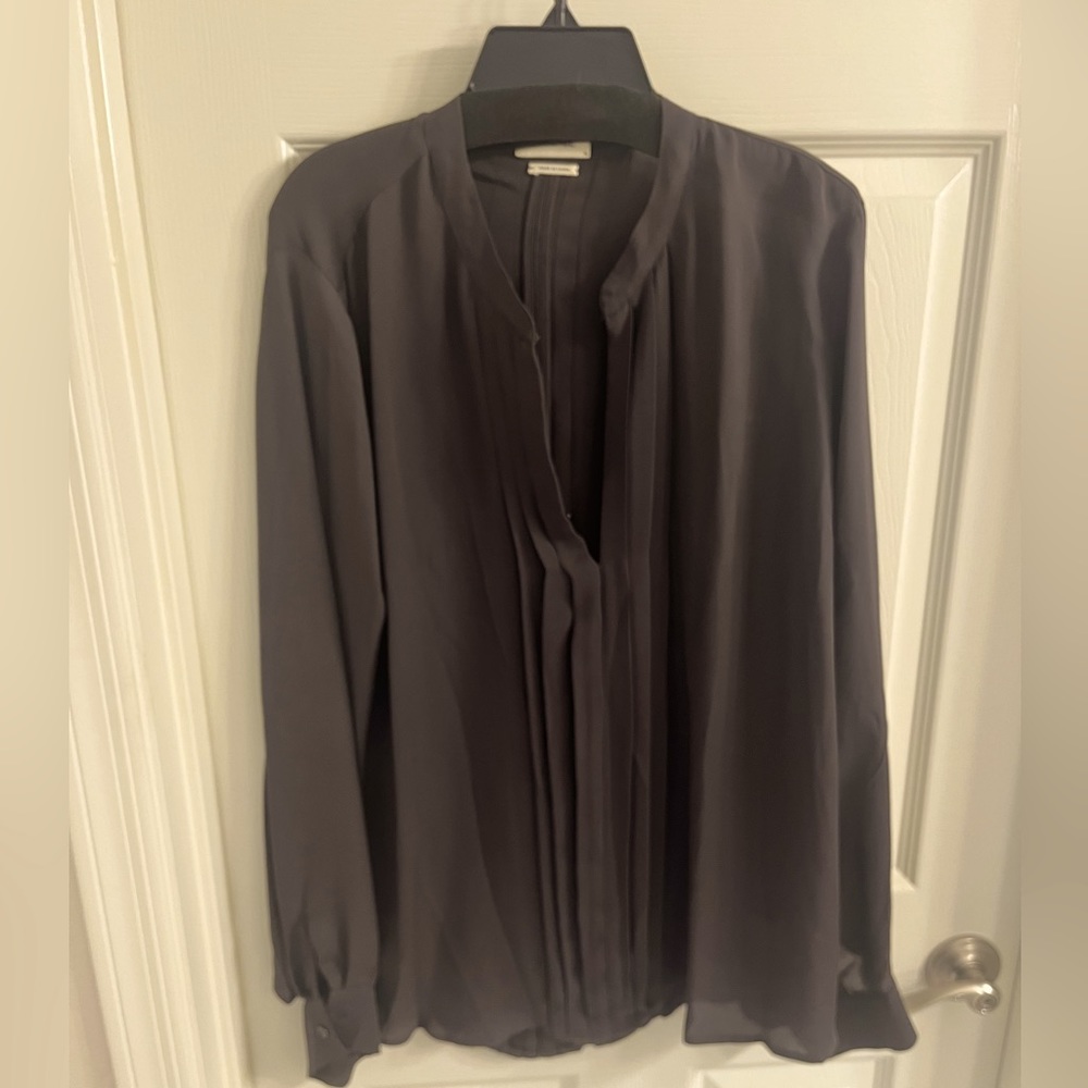 L’AGENCE 100% Silk Charcoal Color Blouse